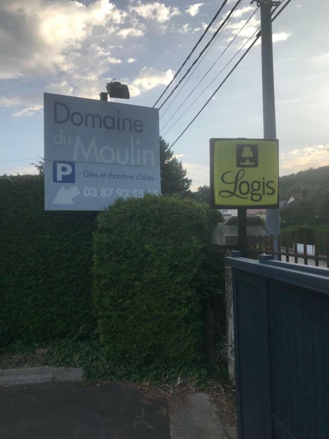 Logis Hotel Domaine Du Moulin Saint-Avold Exterior foto